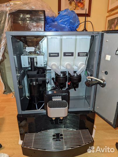 Сеть кофейни самообслуживания Cupslocker