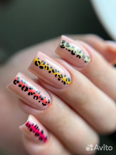 Аппаратный маникюр с укреплением