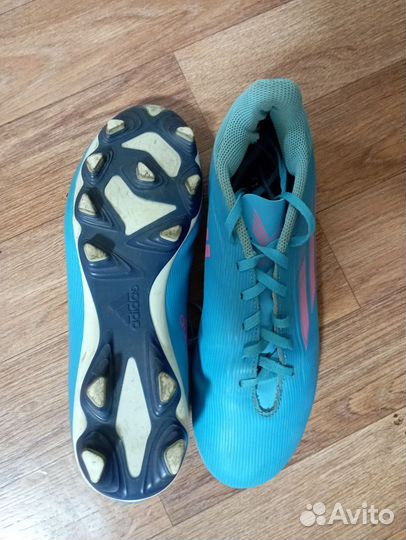 Футбольные бутсы adidas X Speedflow
