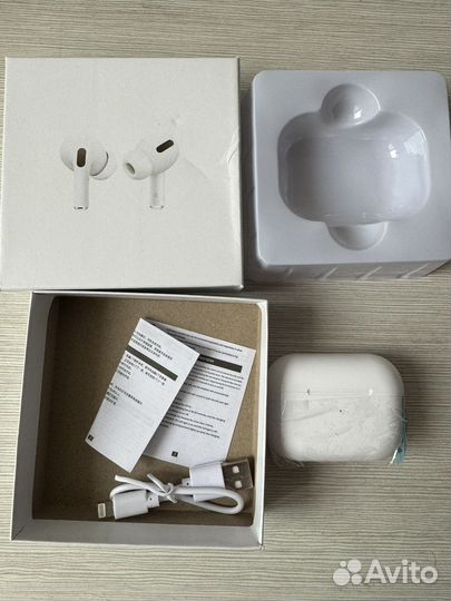 Беспроводные наушники с анимацией apple pro