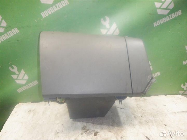 Бардачок Мазда Мазда 3 бк