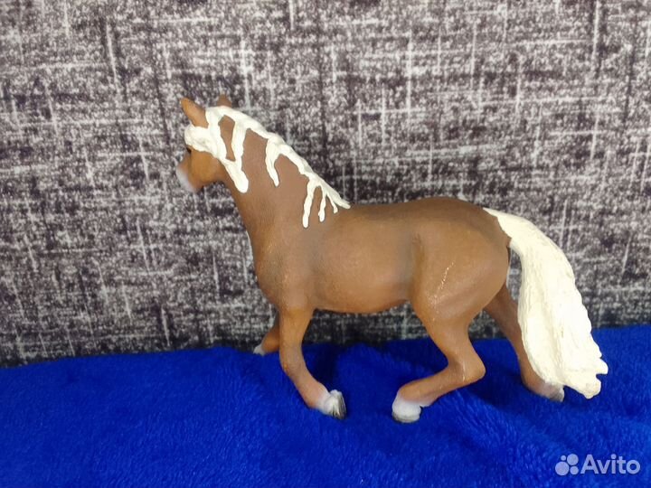 Фигурки лошадей schleich/mojo
