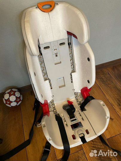 Детское автокресло 9 до 36 кг isofix chicco