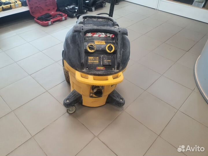 Строительный пылесос DeWalt