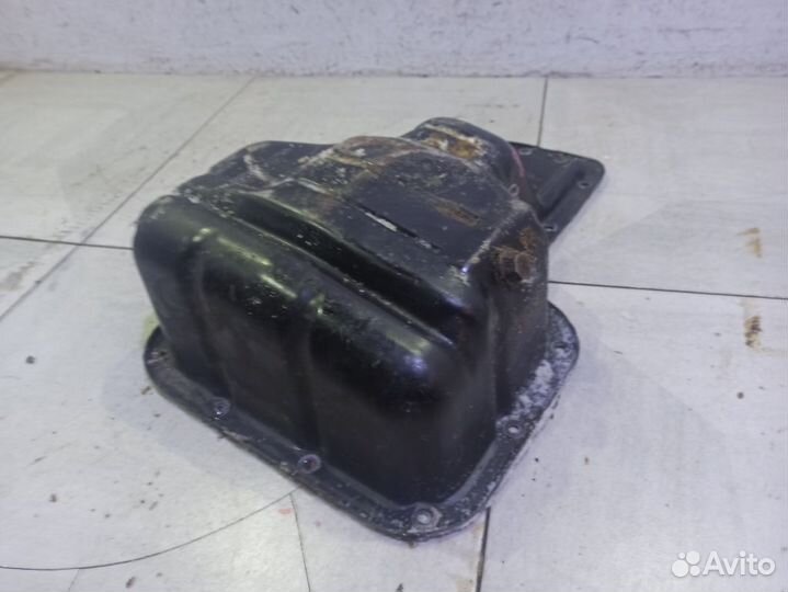 Поддон двигателя Тойота