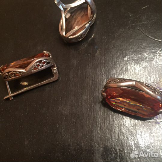 Серьги серебряные с гранатом