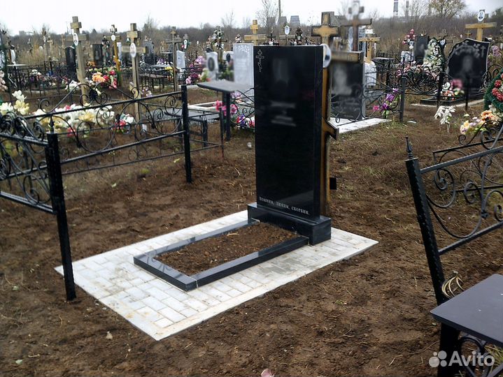 Гранитные памятники в Твери за 10 дней под ключ