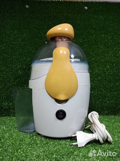 Центробежная соковыжималка Ладомир 09