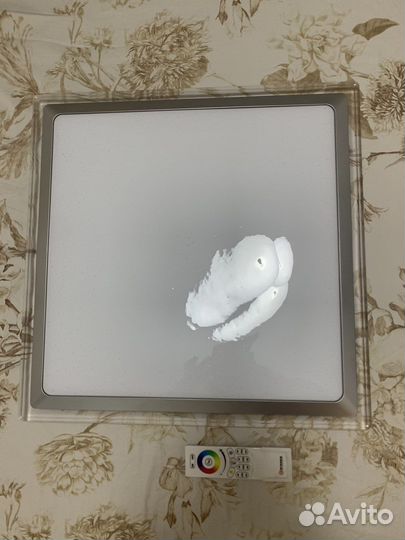 Светодиодный светильник с пультом ду arion 60W RGB