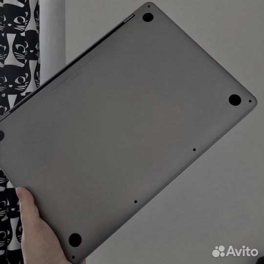 MacBook Pro 13 2019 128gb Touch Bar