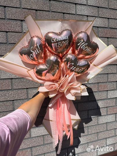 Букет из воздушных шаров сердечек