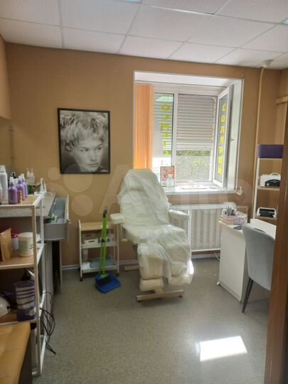 Салон красоты, 70 м²