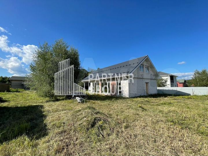 Дом 195,6 м² на участке 15 сот.