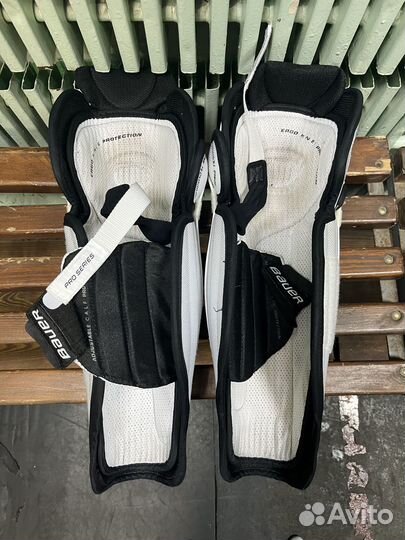 Щитки хоккейные Bauer Pro Series 17’