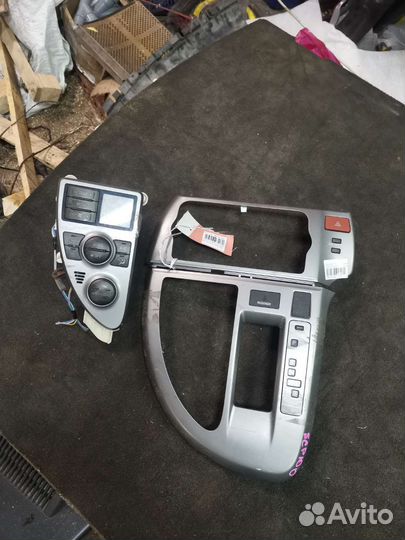 Блок климат-контроля Toyota Ractis SCP100