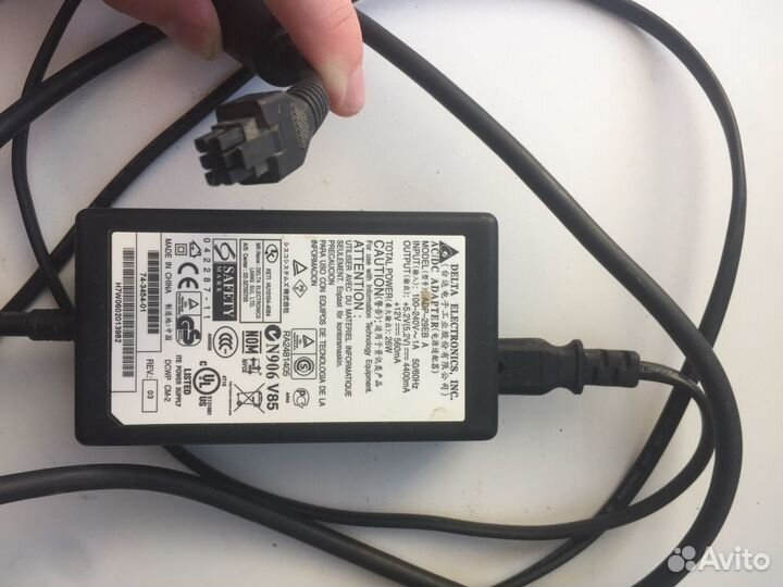 Маршрутизатор Cisco 877 с блоком питания