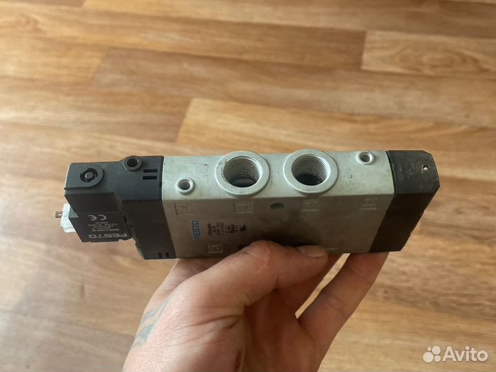 Распределитель Festo