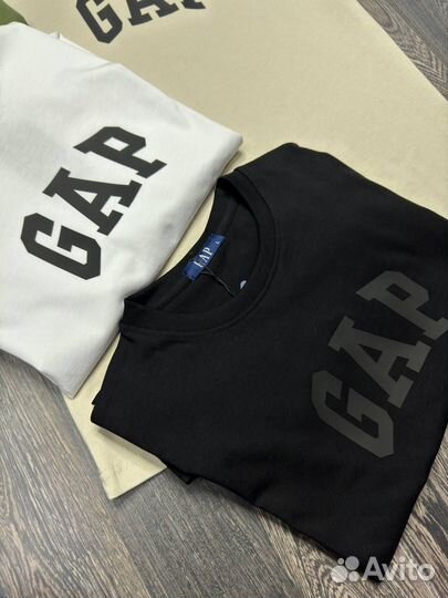 Футболка gap