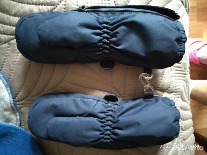 Варежки с шапкой