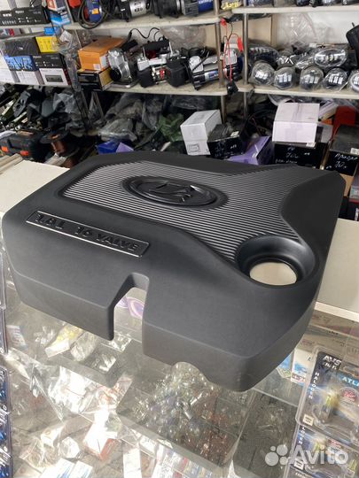 Крышка на двигатель Веста 1,8л 21179 мотор