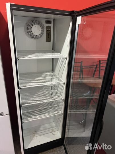 Холодильник витрина