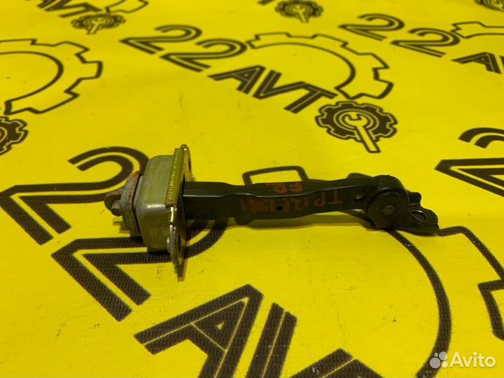 Ограничитель двери передний правый Nissan Primera