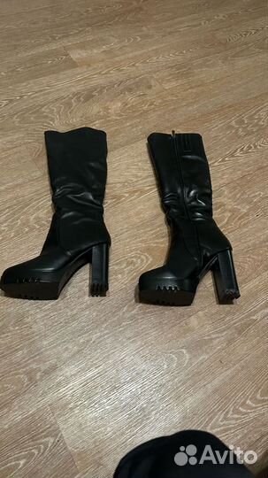 Зимние женские сапоги