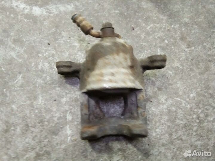 Суппорт задний Ниссан Теана J32