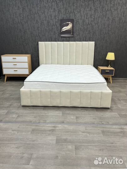 Кровать двуспальная 160х200