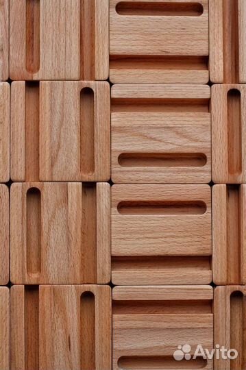 Подставка под телефон из натурального дерева