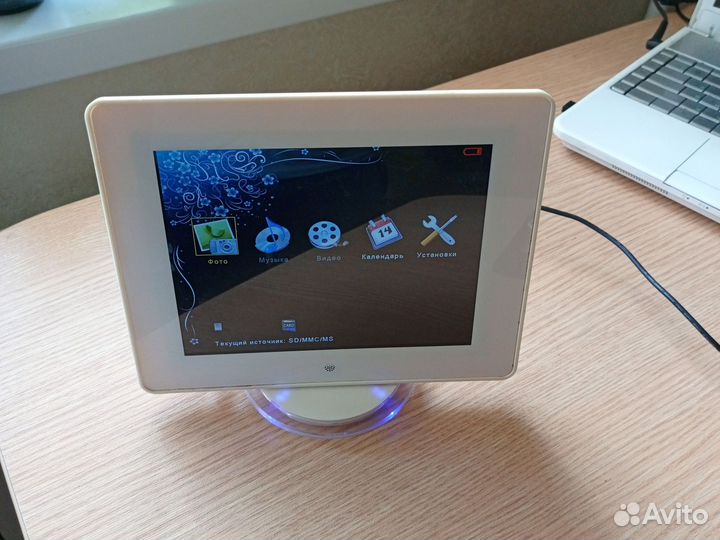 Цифровая фоторамка 8