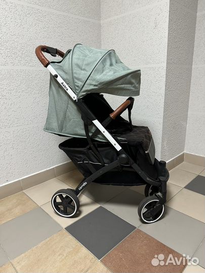 Прогулочная коляска capella astra