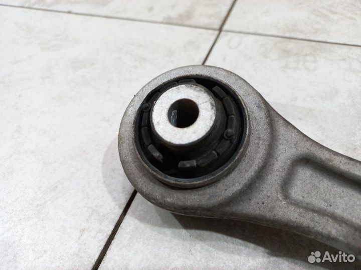 Рычаг подвески передний правый Audi A5 8T CDN 2010