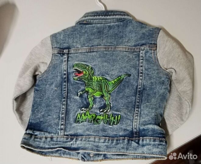 Джинсовая куртка