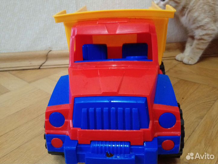 Камаз игрушечный