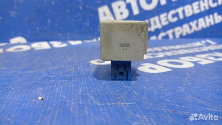 Реле указателя поворота Toyota Rav4 кроссовер