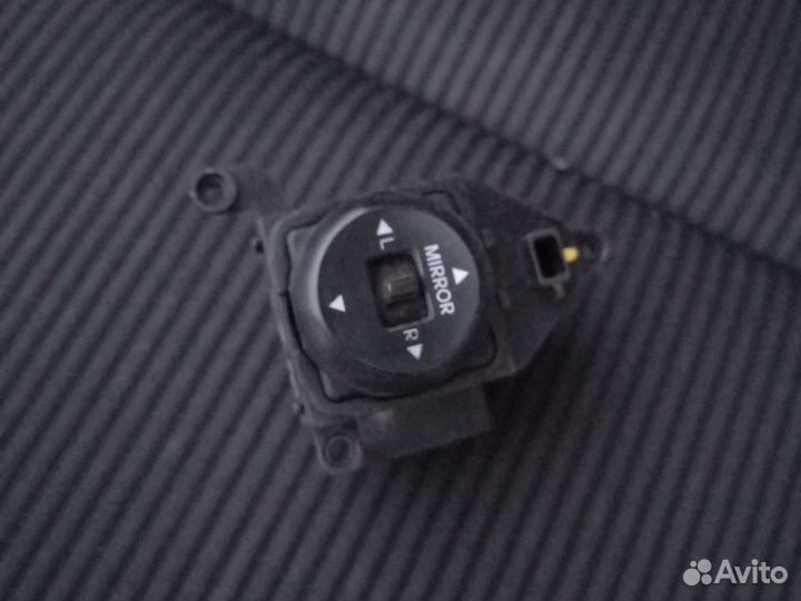 Блок кнопок на водительскую дверь hyundai kia