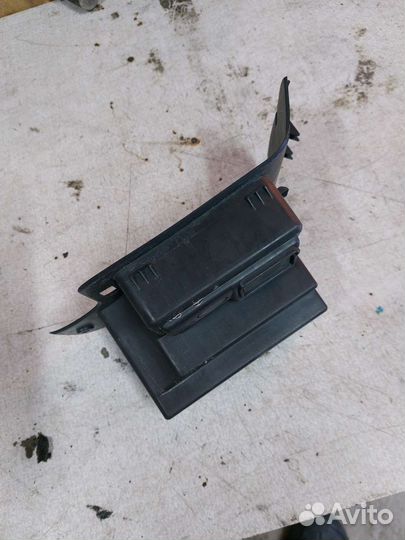 Бардачок подлокотника rover 75