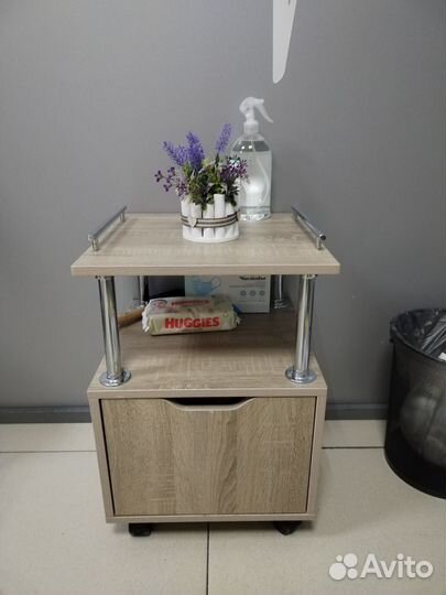 Тумба для косметологических услуг