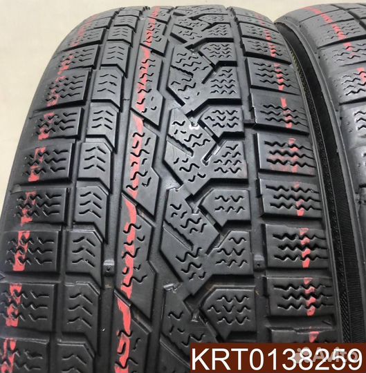 Kumho I'Zen RV Asymmetric 225/55 R19 99H
