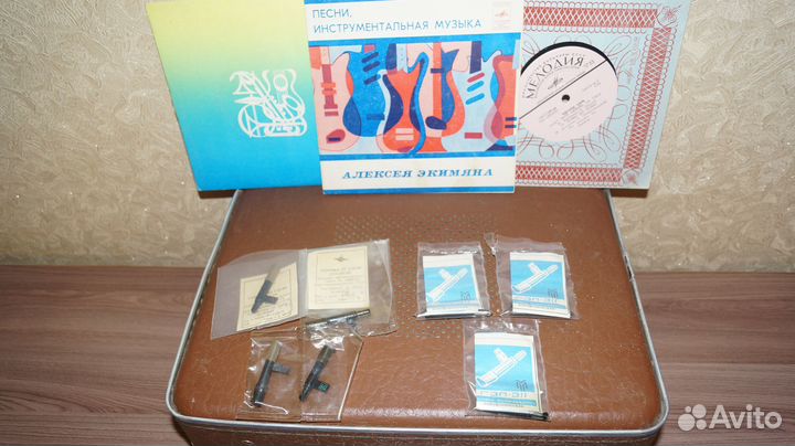 Виниловый проигрыватель юность 301