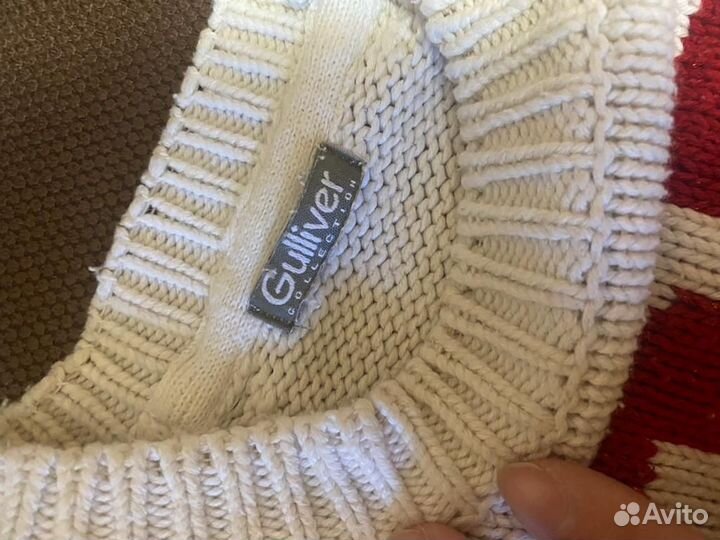 Свитер на девочку 7-8 лет