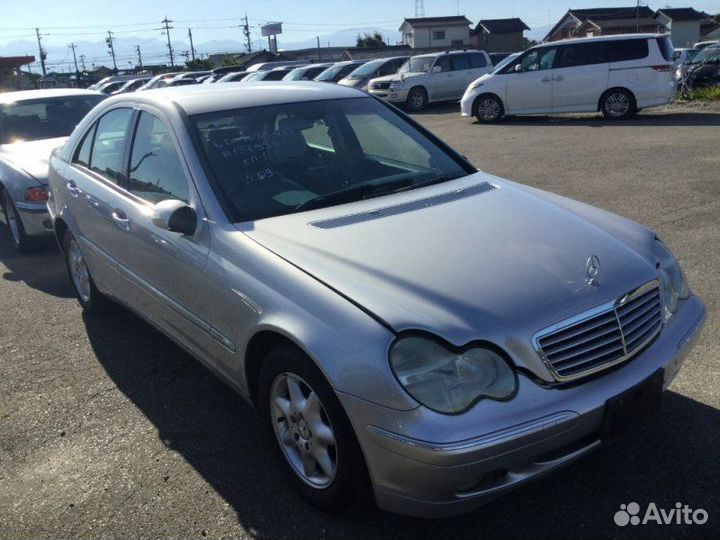 Авто на разбор Mercedes-Benz C-Class W203 271.940