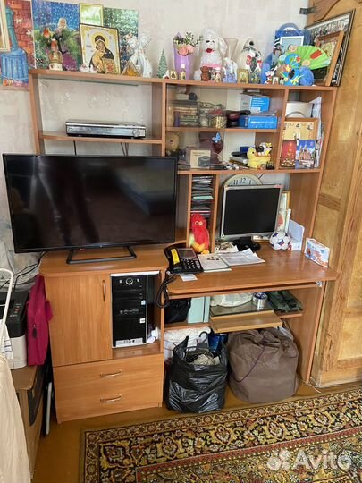 Компьютерный стол