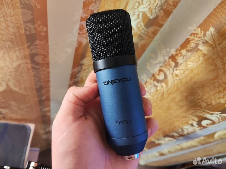 Микрофон с звуковой картой