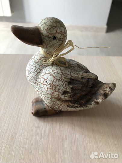 Фигурка утки