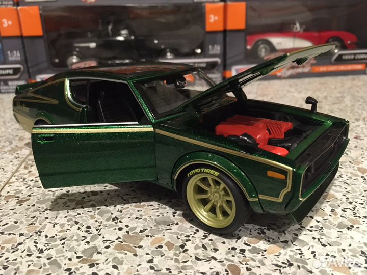 Модель Nissan Skyline 1:24 Maisto