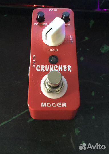 Гитарная педаль Distortion Mooer Cruncher