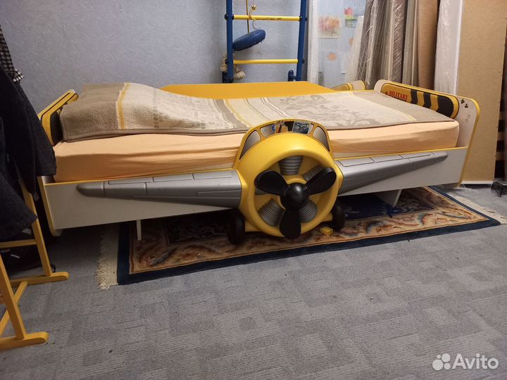 Мебель в детскую для мальчика