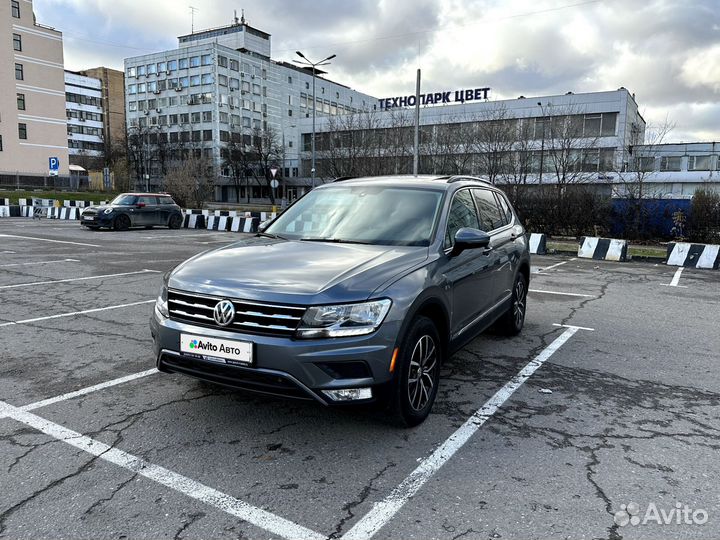 Volkswagen Tiguan 2.0 AMT, 2021, 30 000 км